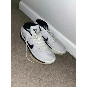kobe ad mid Blue Size 9